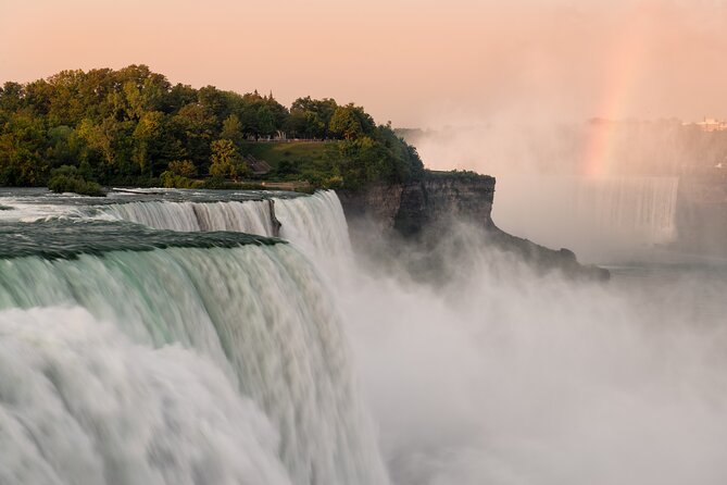 Niagara Falls USA Self-Guided Walking Audio Tour - The Cave of the Winds Lookout Experience