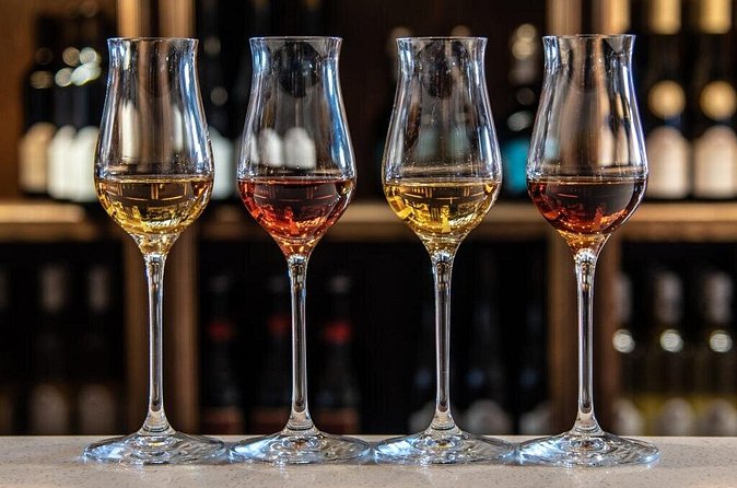 Niagara-on-the-Lake Early Afternoon Wine, Cheese and Spirits Tour - Limited Distillery: Mini Cocktail Tasting Experience