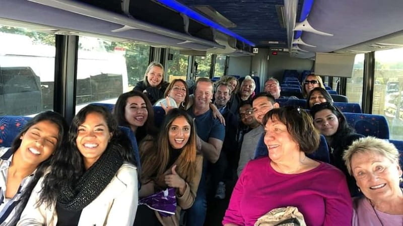 Niagara-on-the-Lake: Wine Tour with Tastings and Lunch - Discover the Charm of Niagara-on-the-Lake’s Wine Scene