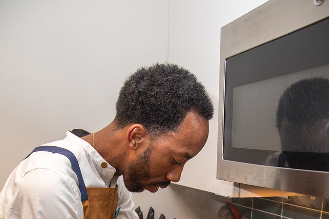 Nibble Food Tour - Reading Terminal Market: Philly’s Food Crown Jewel