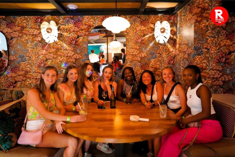 Nice: 4 Bars & 1 Club Fun Bar Crawl Party with Free Shots - Pacing, Crowd Levels, and Practical Tips