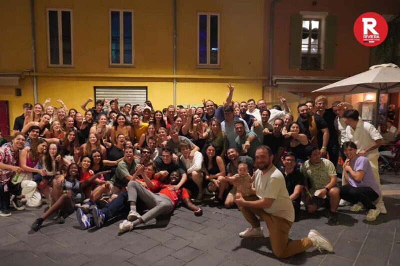 Nice: 4 Bars & 1 Club Fun Bar Crawl Party with Free Shots - Value for Money and Overall Experience