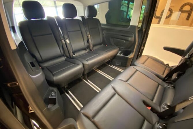 Nice airport transfer to Antibes-Juan les pins - Easy and Punctual Pickup at Nice Airport