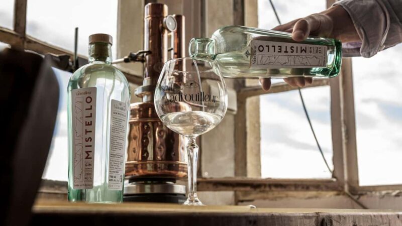 Nice: Craft your own gin with a master - 2 people - Craft Your Own Gin in Nice with a Master Distiller for an Intimate Experience