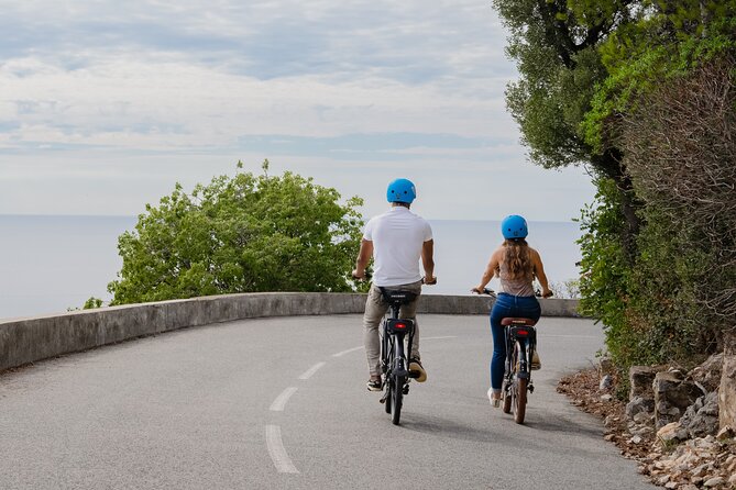 Nice Electric Bike Rental - The Pedego E-bike: Five Speeds and Long Range