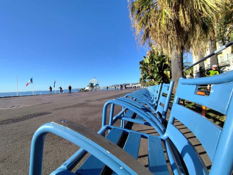 Nice: Family city tour by bicycle Electric cab (4 comfort seats) - Key Points