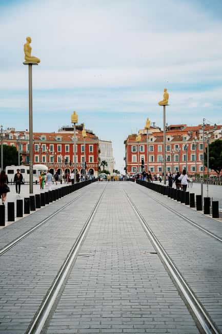 Nice: Running Food Tour with a stop at a Traditional Bakery - Key Points