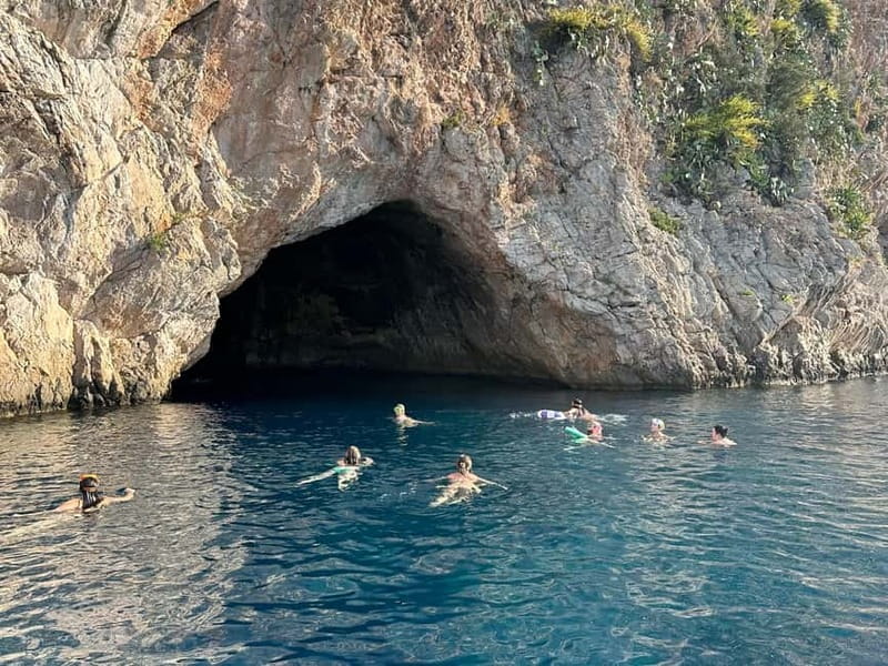 Nice: Secret Riviera Boat Tour to Mala cave with Snorkeling - Cruising along Saint-Jean-Cap-Ferrat’s Lush Coastline