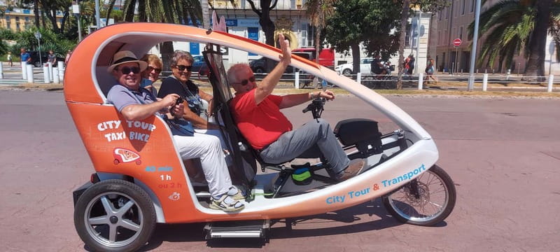 Nice : visite guidée 1h30 en TukTuk avec guide Nicois. - Discover Nice’s Historic Old Town and Its Hidden Corners