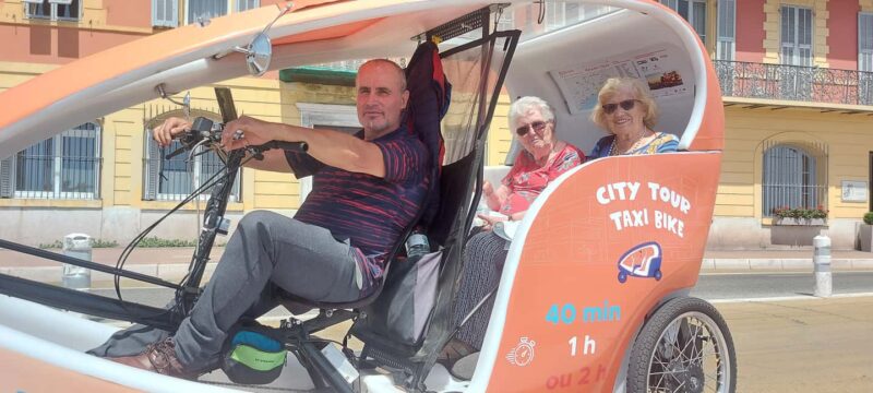 Nice : Visite privé 1H en Vélotaxi avec un guide local. - Key Points