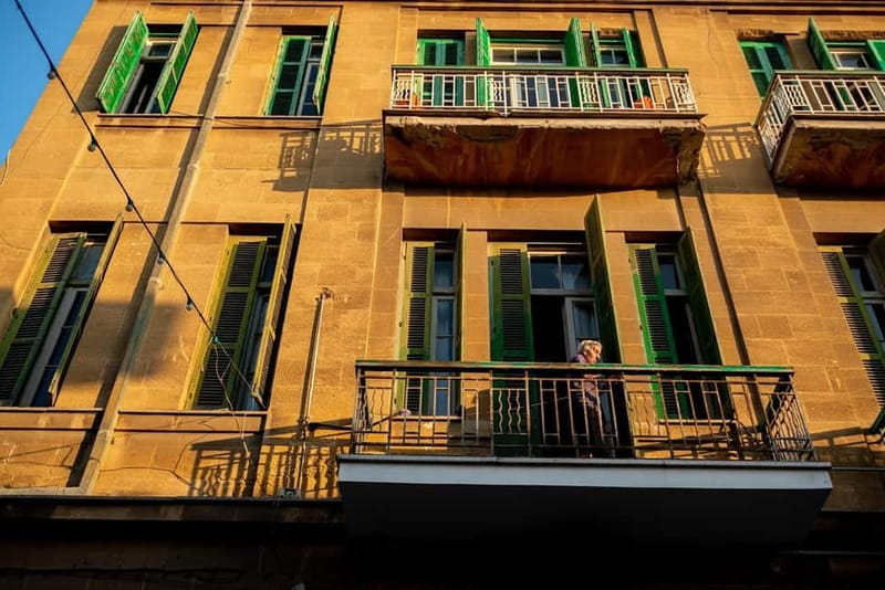 Nicosia: Green Line and Buffer Zone Guided Tour - The Guide: Knowledgeable, Personal, and Engaging