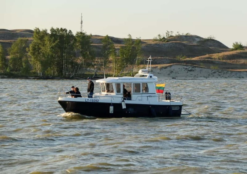 Nida: Bird-Watching Adventure in Nemunas Delta - Visiting the Vent Cape Ornithological Station: Bird Migration and Ringing