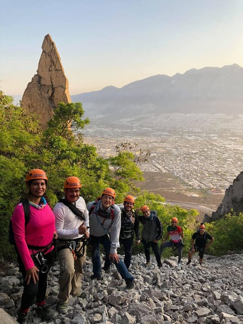 Nido de Aguiluchos: Hiking, rappel and breathtaking photos - Nido de Aguiluchos: A Natural Climbers Playground in Monterrey