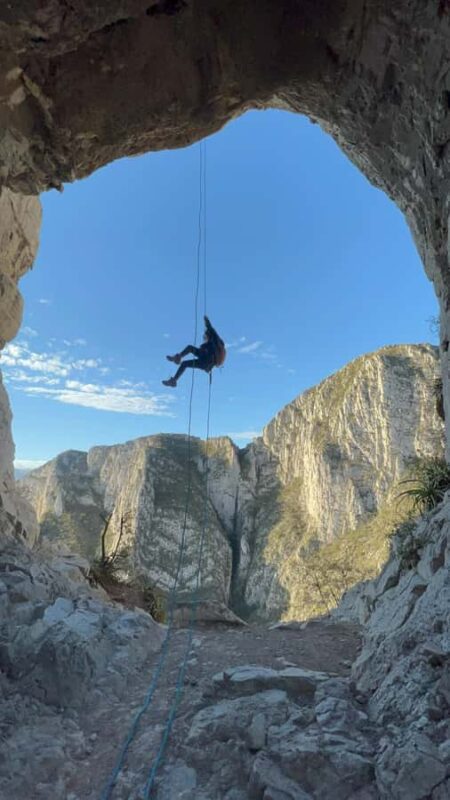 Nido de los Aguiluchos: Panoramic Viewpoint Overlooking Monterrey - Climbing and Rappelling on the Mountain Anchored to Steel Cables