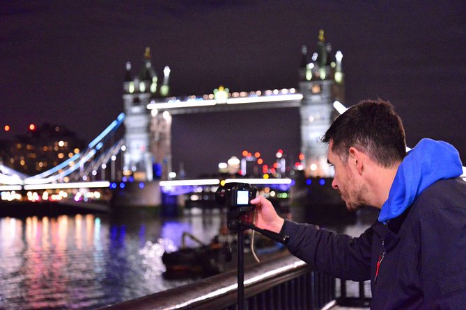Night Photography Tour in London - Capturing London Eye at Night: Light Strikes and Creative Effects