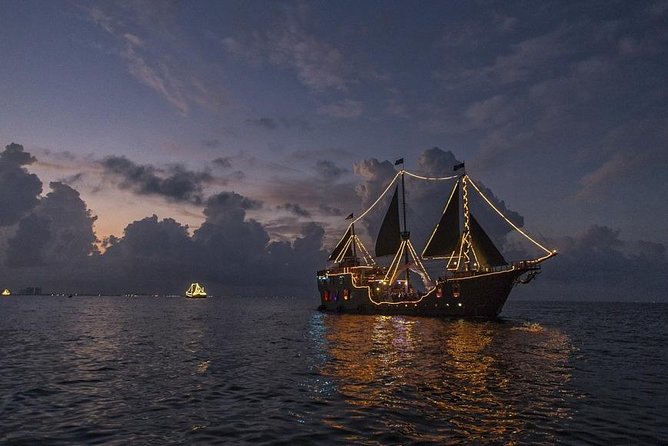 Night Pirate Ship Cruise in Cancún with Show & Lobster Dinner - Key Points