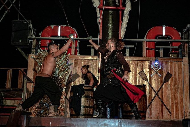 Night Pirate Ship Cruise in Cancún with Show & Lobster Dinner - Practical Details: Meeting Point and Timing