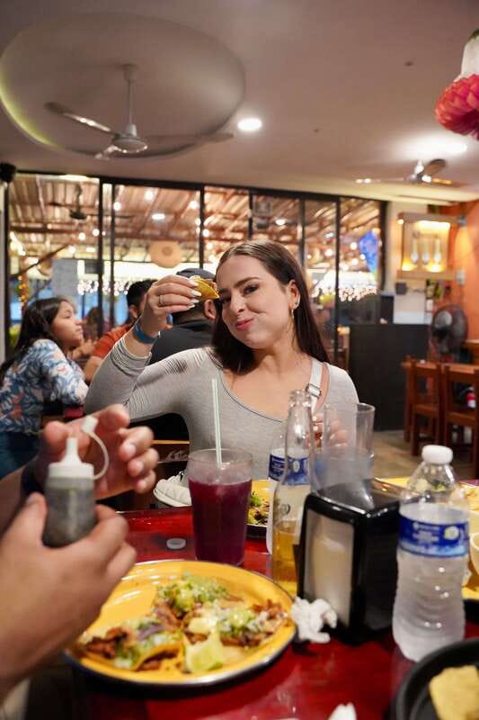 Night Tacos & Marquesitas With a Cancún Native - Enjoying the Drinks: Jamaica, Horchata, or Water