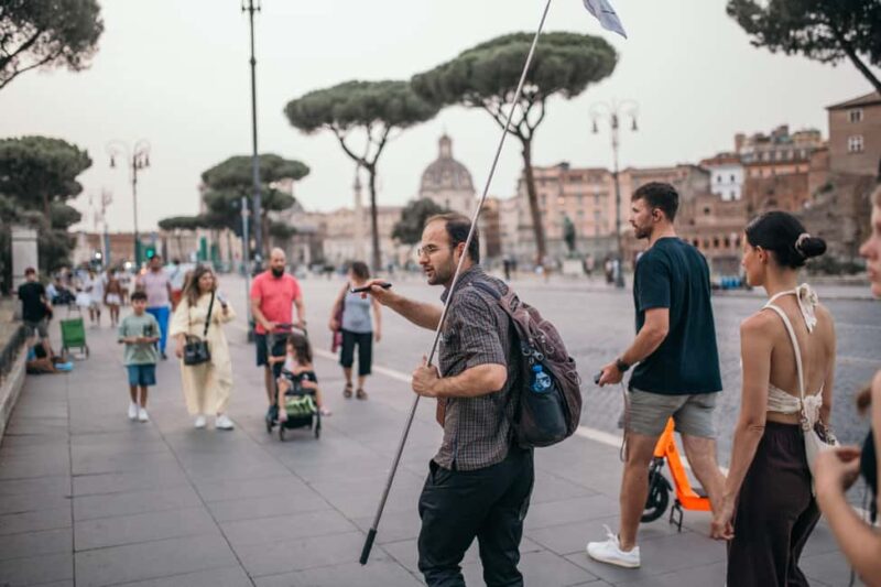 Night tour of Rome - 2.5 hrs walking under the Roman sky - Exploring the Trevi Fountain and Making Wishes