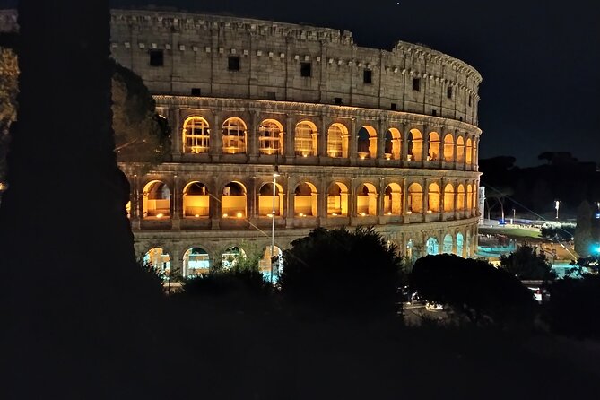 Night tour of Rome - The Role of the Guides and Guest Praise