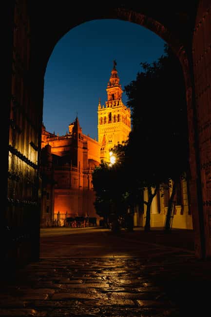 Night visit to the Cathedral of Seville  "Cathedral under the stars" - An Unmatched Nighttime Visit to Seville Cathedral