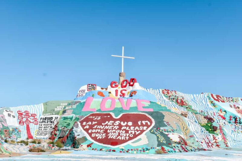 Niland: Slab City Experience Tour - See Where Locals Gather at The Ponderosa