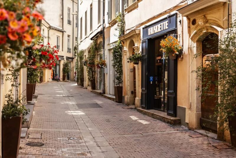 Nîmes: Guided Food Tour - Stories and Cultural Lessons from the Guide
