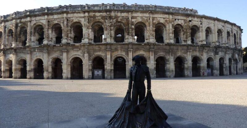 Nîmes: Private Guided Walking Tour - The Tour Starts at the Nîmes Amphitheatre for a Historic Welcome