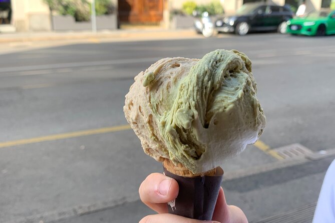 NO DIET CLUB - Best Food Tour in Milan ! - Locations and Stops: From Historic Landmarks to Hidden Gems