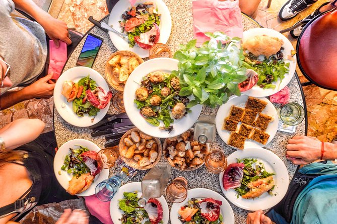 NO DIET CLUB - Unique Local Food in Nice ! - Tasting Classic Pan Bagnat and Savory Niçois Dishes