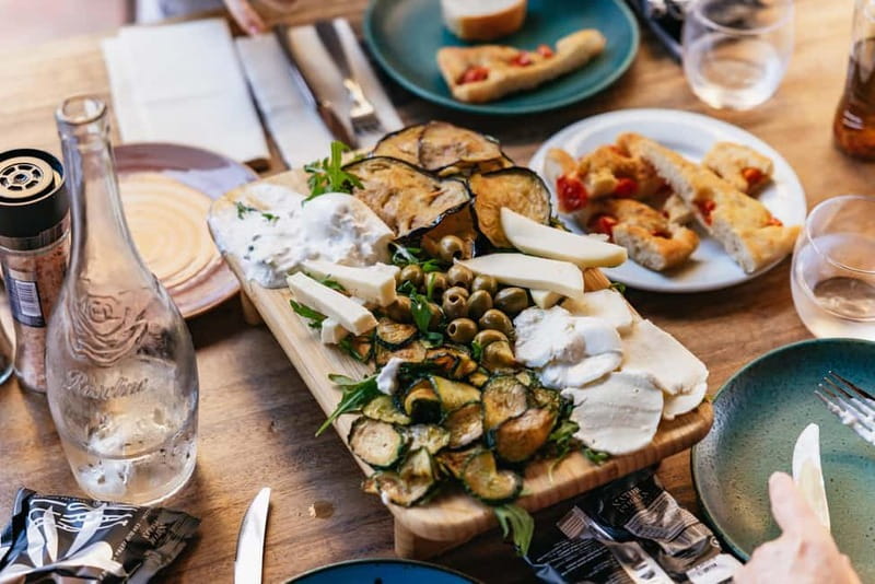 No Diet Club - Unique Local Food in Nice with Tastings - Sampling the Best of Niçoise Cuisine