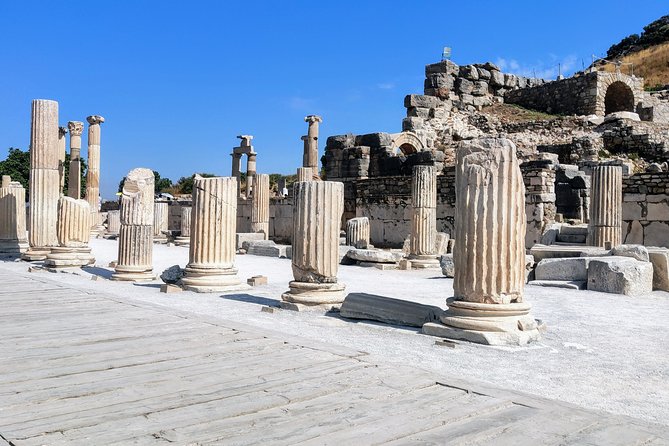 NO HIDDEN FEES : Private Ephesus, Artemission Skip the lines Tour - Highly Praised by Past Participants