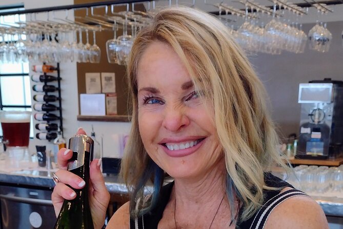 NON BUS Champagne Wine Tour in Traverse City Shared Experience - Booking, Cancellation, and Customer Service