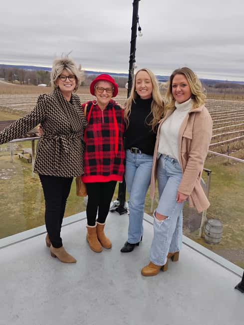 NON BUS ICE WINE Traverse City Old Mission Wine Tour - The Experience in a Private, Intimate Setting