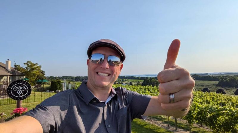 NON BUS Traverse City Left Foot Charley Leelanau Wine Tour - A VIP Experience in Luxury SUVs