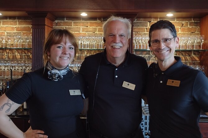 NON BUS Traverse City Wine Old Mission Peninsula Wine Tour - Bowers Harbor Vineyards: A Seasonal, Historic Stop