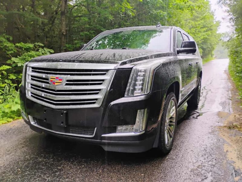 NON BUS VIP Cadillac Escalade Old Mission Traverse Wine Tour - Key Points