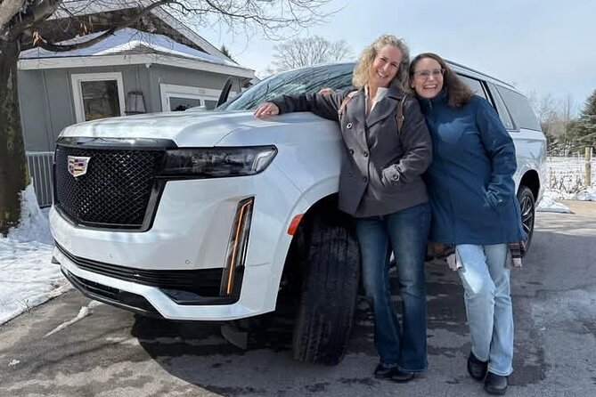 NON BUS VIP Cadillac Escalade Traverse City Old Mission Wine Tour - Key Points