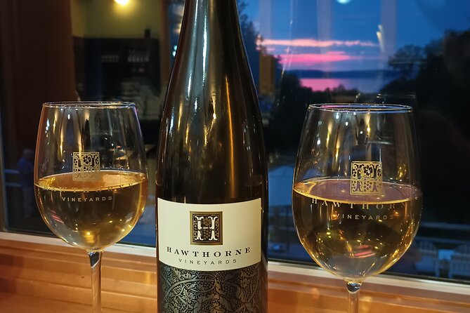 NON BUS VIP Chateau Chantal / Hawthorne Traverse City Wine Tour - Why Choose This Tour?