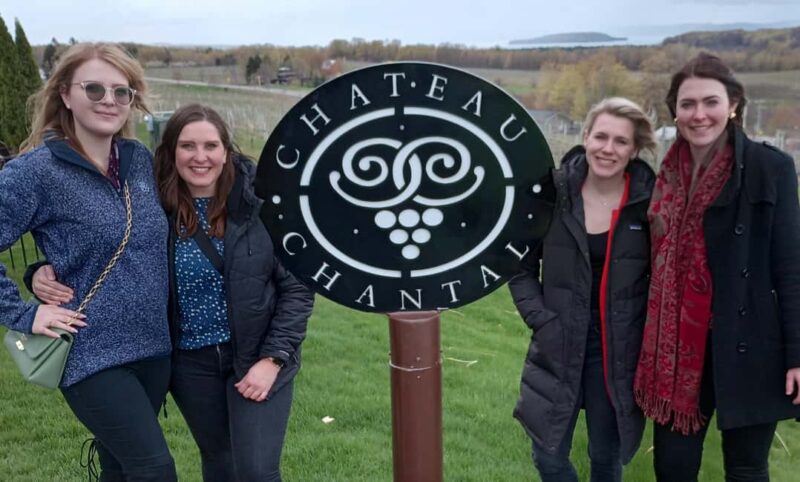 NON BUS White Wine Lover Old Mission Traverse City Wine Tour - Visiting Iconic Wineries Known for White Wines