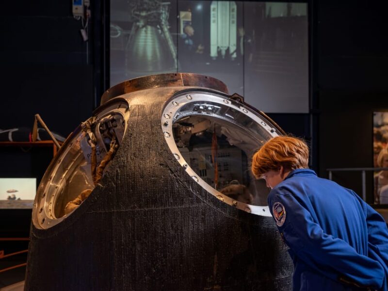 Noordwijk: Space Expo Entry Ticket - The Highlights: Space Artifacts and Interactive Displays
