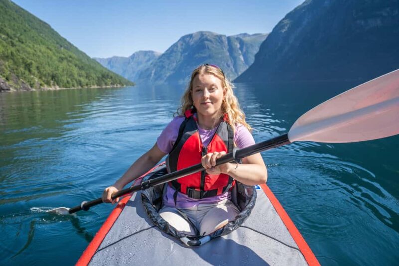 Nordfjordeid: Beginner Friendly Kayak Tour - Key Points