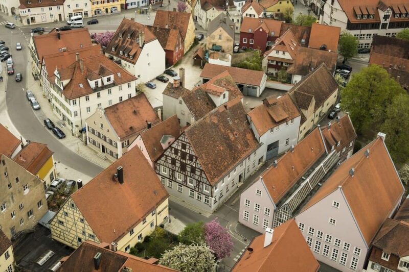 Nördlingen Private Guided Walking Tour - Geology and History: From Paleolithic Settlers to Modern Times