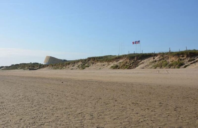 Normandy: 2 Days Tour D-Day, Normandy from Bayeux - Longues-sur-Mer and the Coastal Fortress