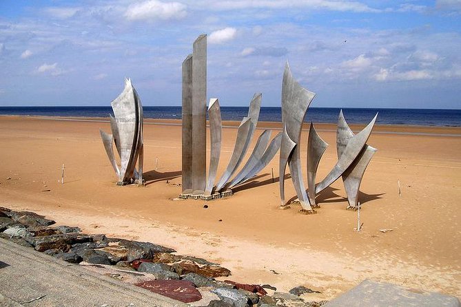 Normandy American D-Day Experience - Group tour from Bayeux - Sainte-Mere-Eglise: The Paratroopers’ Landing Site