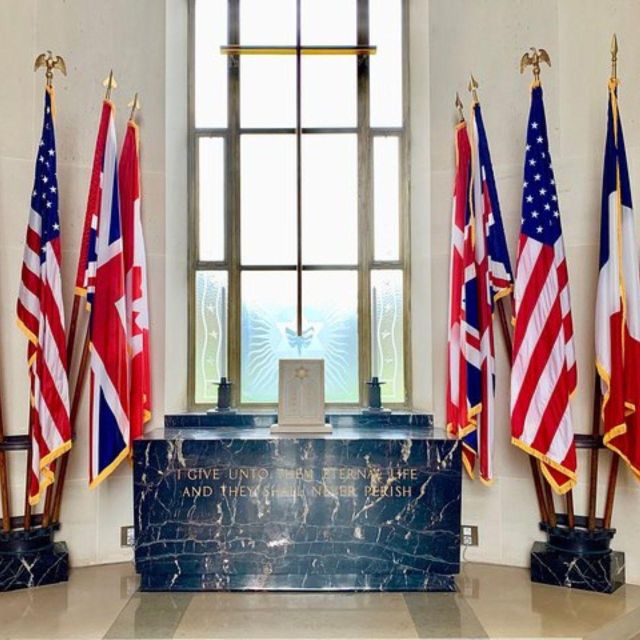 Normandy Battlefields D Day Private trip From Paris VIP - Exploring Arromanches-les-Bains and Mulberry Harbors