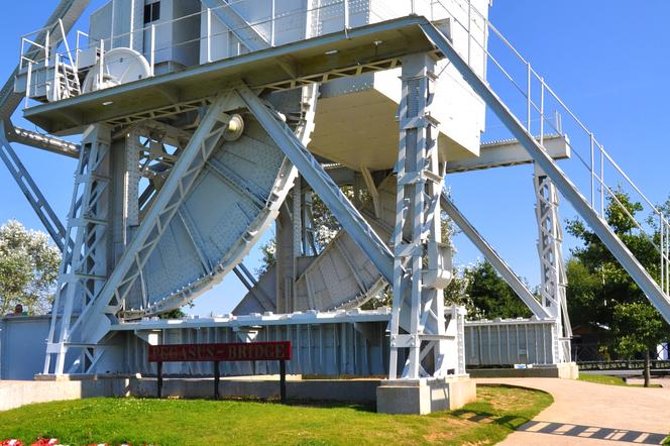 Normandy Battlefields Tour - Sword Beach and the British Airborne Sector (B2) - Starting Point and Logistics in Bayeux