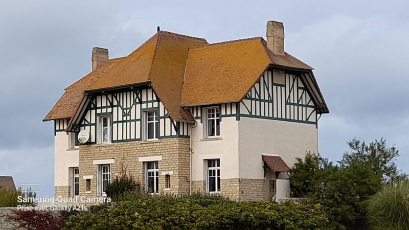 Normandy D-Day Beaches Private Canadian Sector from Bayeux - Paying Tribute at Canadian War Cemeteries and Memorials