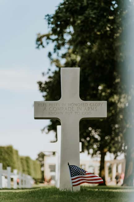 Normandy D-Day Beaches: Small Group Tour from Paris - Key Points