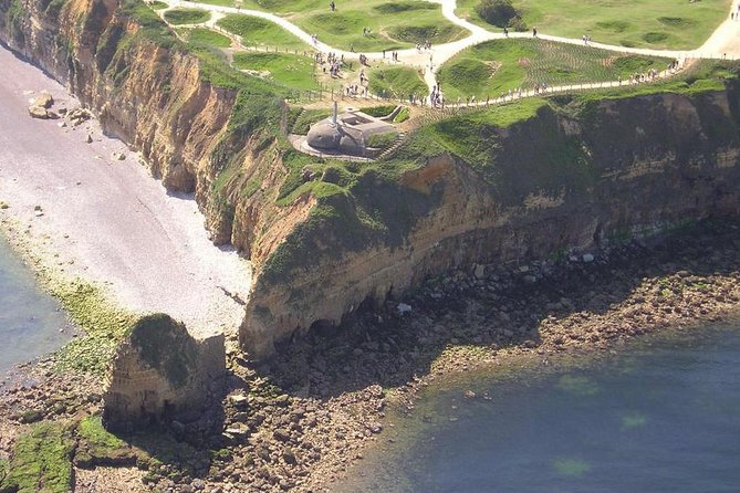 Normandy D-Day Landing Beaches Guided Tour from Paris by minivan - Visiting Pointe du Hoc: The Clifftop Battle Site
